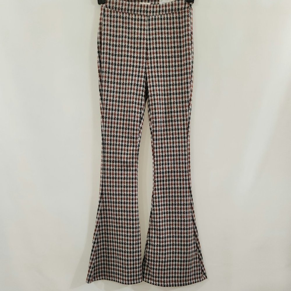 SO High Rise Pull-On Flare Pants
